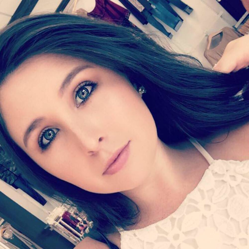 Meet your Posher, Alexis